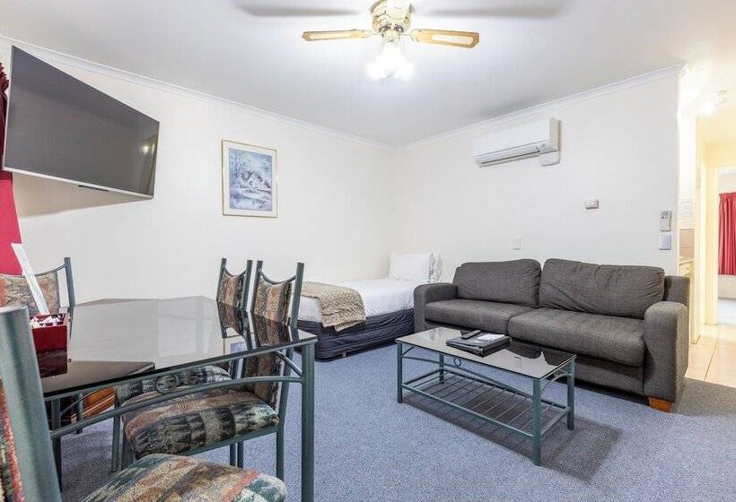 בית מלון כפרי Asure Prince Motor Lodge