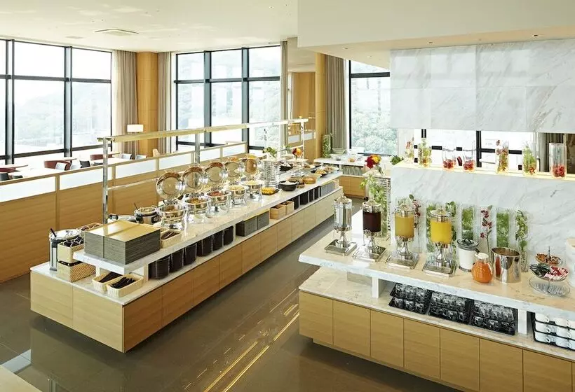 Candeo Hotels Matsuyama Okaido
