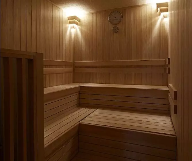 Candeo Hotels Matsuyama Okaido