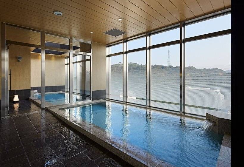Candeo Hotels Matsuyama Okaido