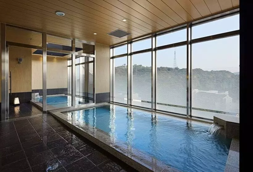 Candeo Hotels Matsuyama Okaido