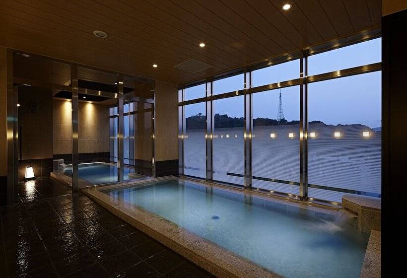 Candeo Hotels Matsuyama Okaido