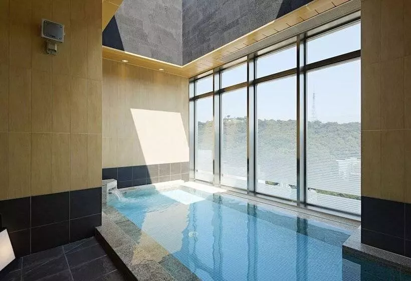 Candeo Hotels Matsuyama Okaido