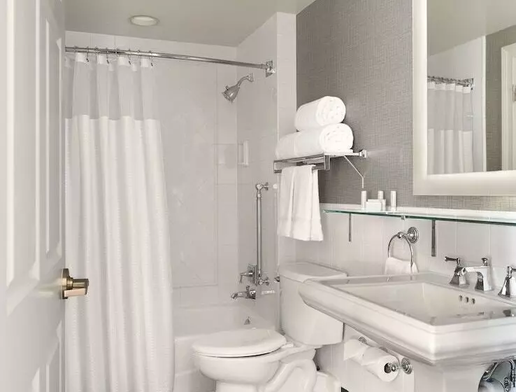 هتل Courtyard St. Louis Downtown/convention Center