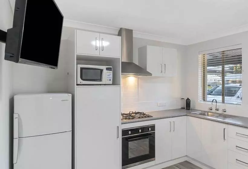 فندق Esperance Bay Holiday Park