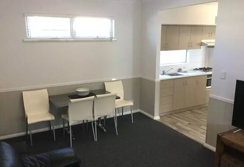 فندق Esperance Bay Holiday Park