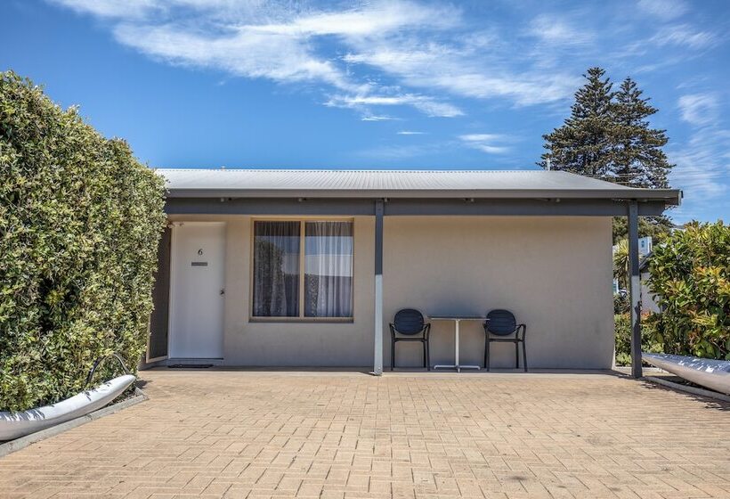 فندق Esperance Bay Holiday Park