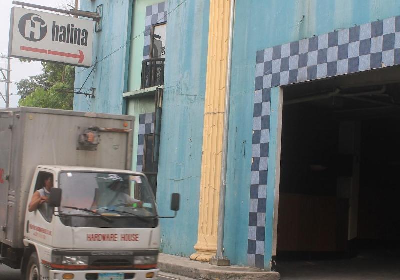 Halina Drive In Hotel Sta Mesa