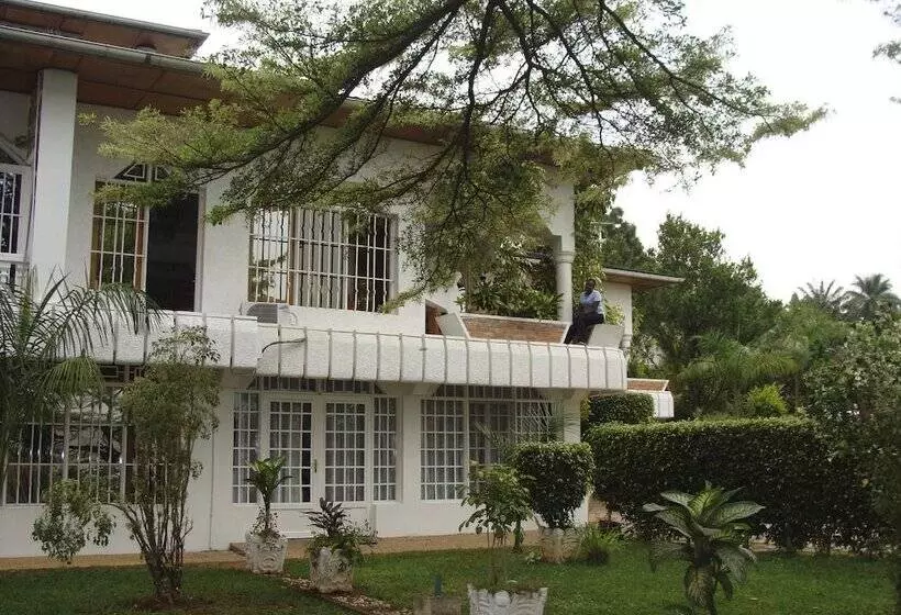 هتل Kiriri Residence Hôtel