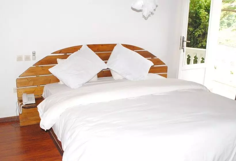 هتل Kiriri Residence Hôtel