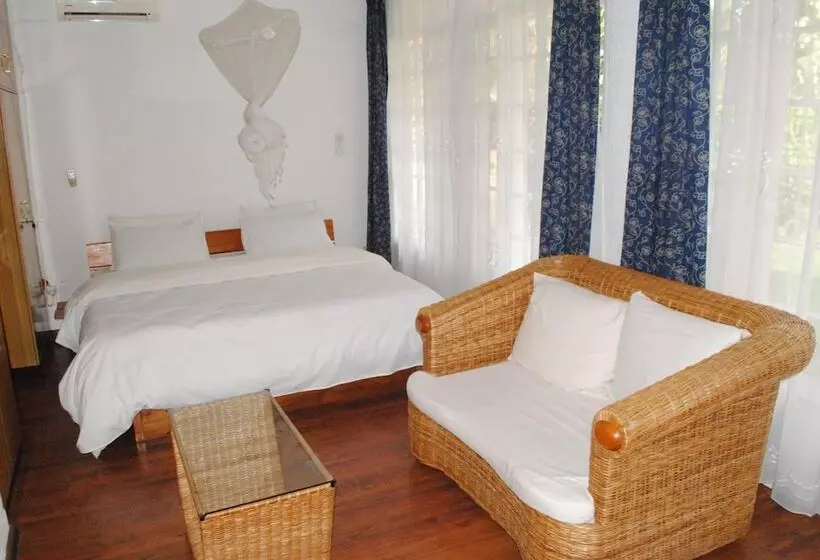 هتل Kiriri Residence Hôtel