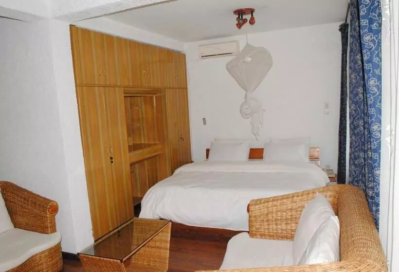 هتل Kiriri Residence Hôtel