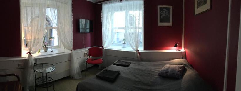 فندق L Den Gyllene Geten