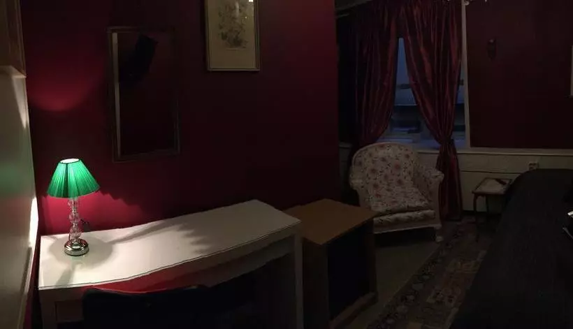 호텔 L Den Gyllene Geten