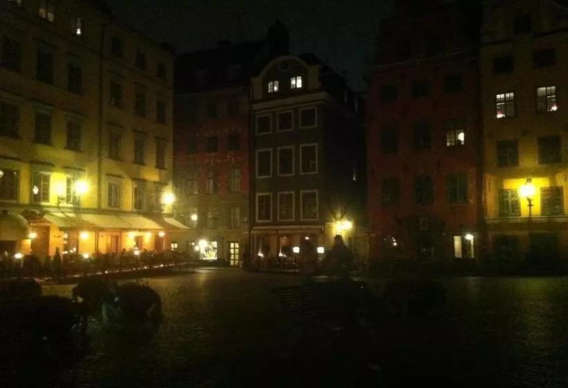 호텔 L Den Gyllene Geten