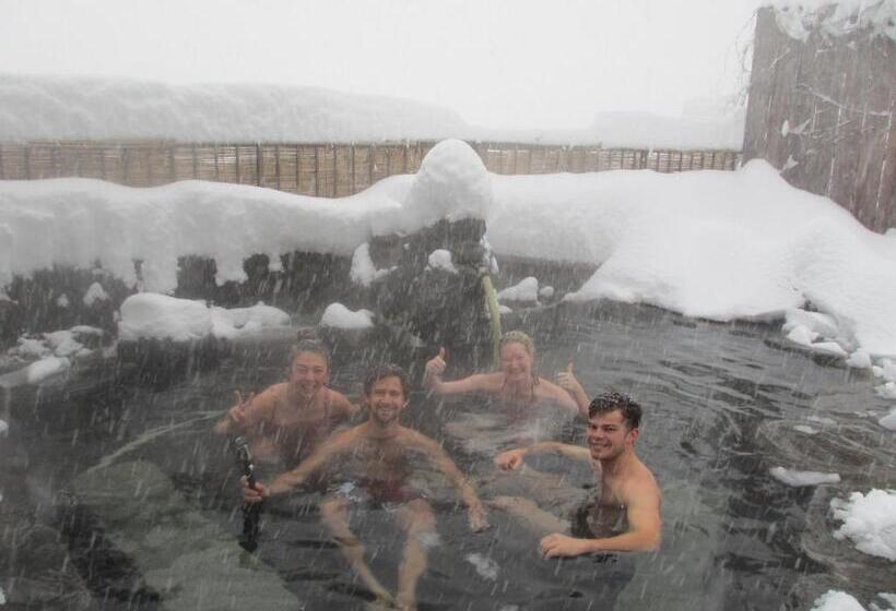 בית מלון כפרי Shimaya