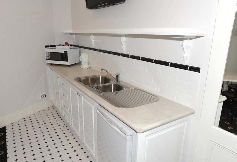 호텔 The Yarrawonga