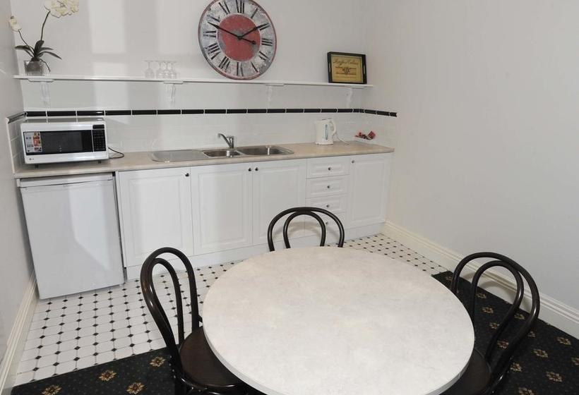 호텔 The Yarrawonga