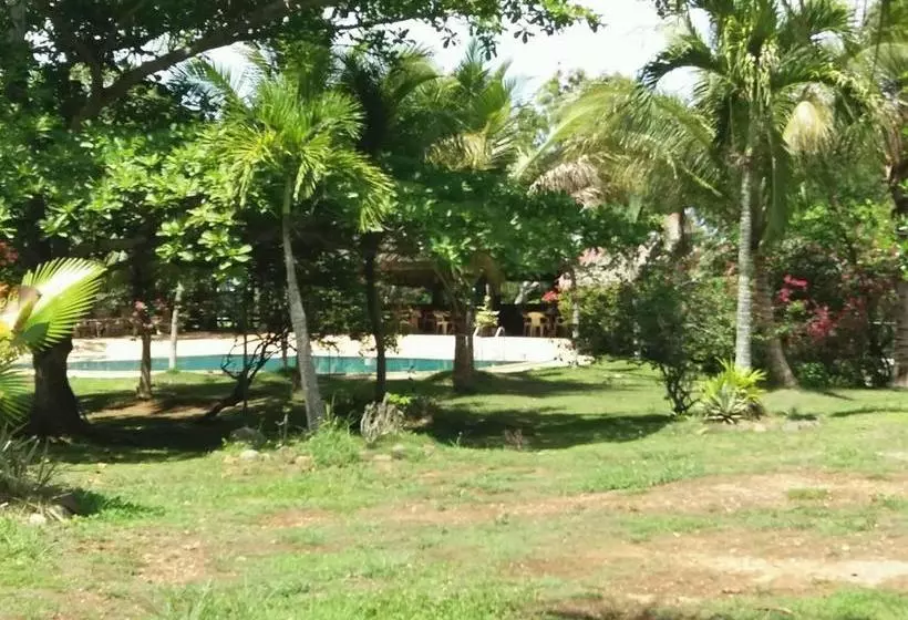 Kalipayan Beach Resort