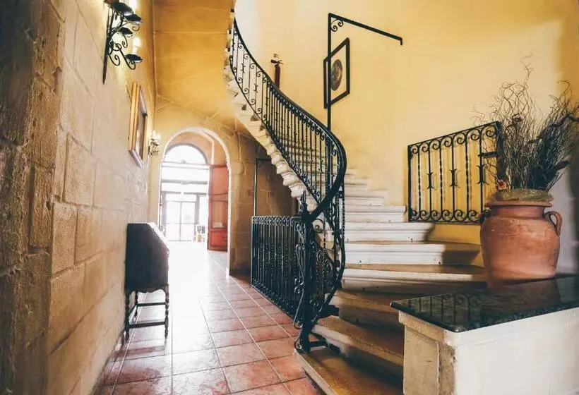 پانسیون Point De Vue Guesthouse