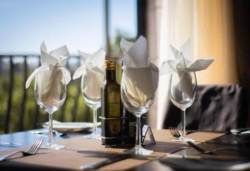 پانسیون Point De Vue Guesthouse