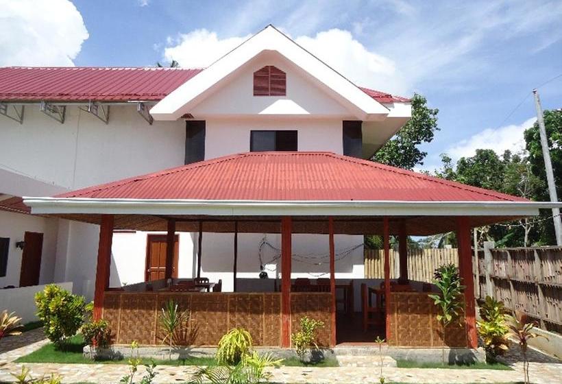 膳宿费 Roberto's Resort