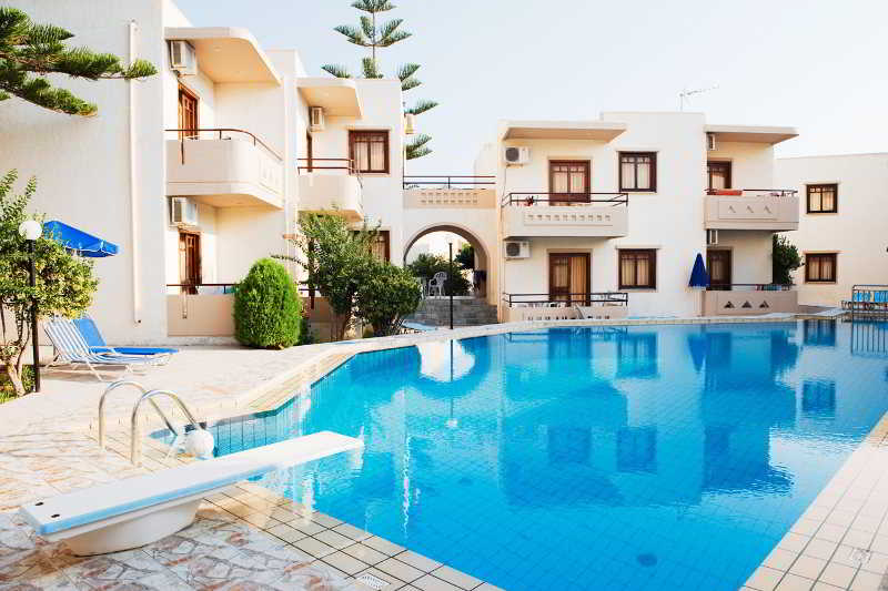 Relax Studio & Apartments