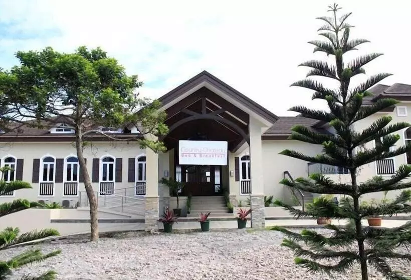 تختخواب و صبحانه Country Chateau