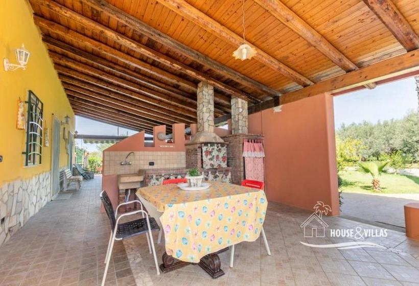 צימר Oasi A Vendicari