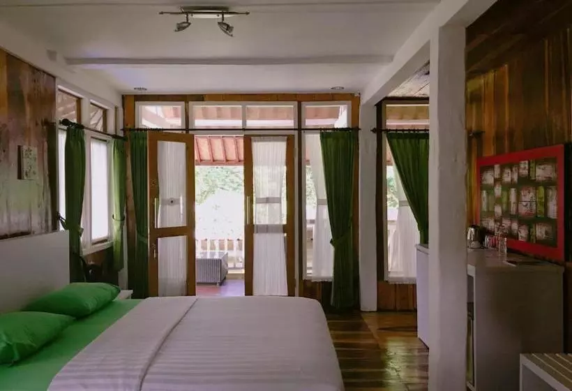 민박 Anggrek Putih Homestay & Cooking Class