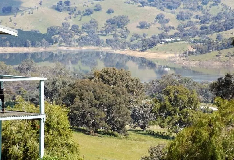 Burnt Creek Cottages