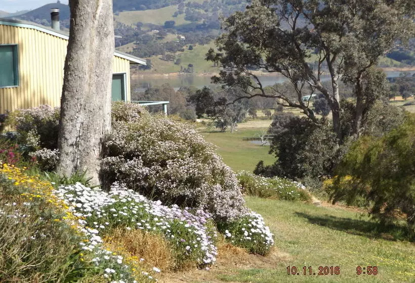 Burnt Creek Cottages