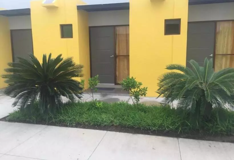 Отель Airport X Managua