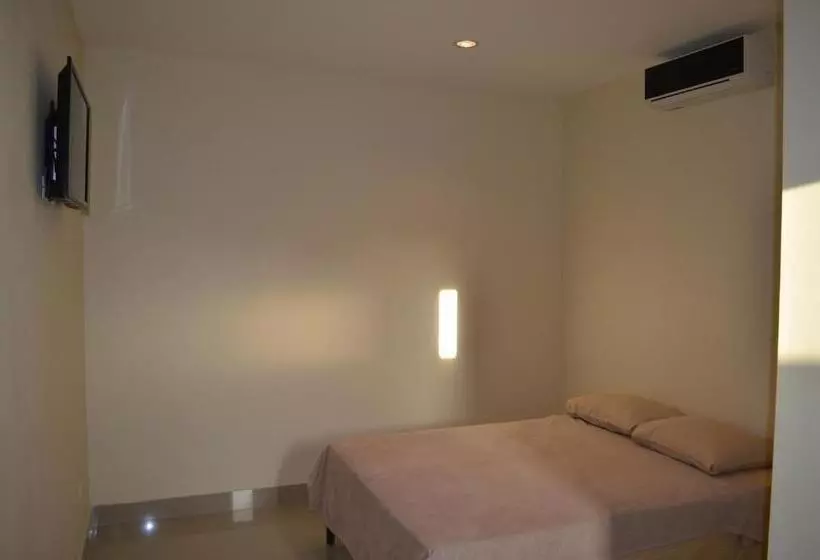 Отель Airport X Managua