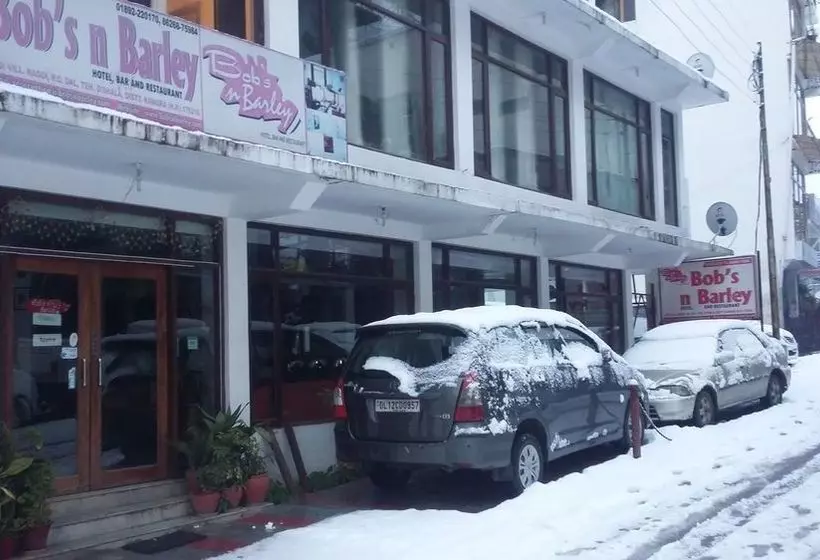 Отель Bob S N Barley