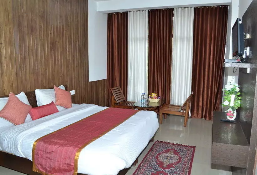 Отель Bob S N Barley