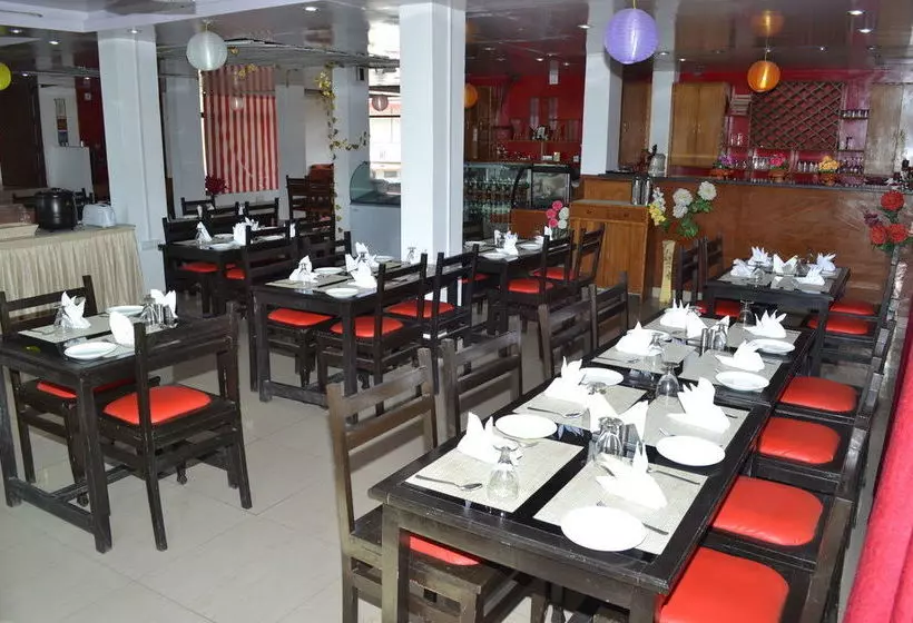 Отель Bob S N Barley