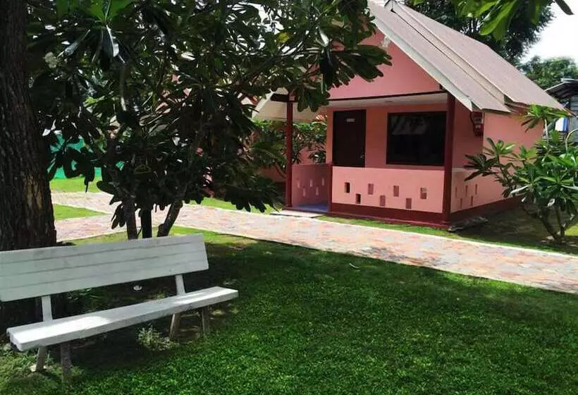 Hotel Gypsy Sea View Resort  Phi Phi Island