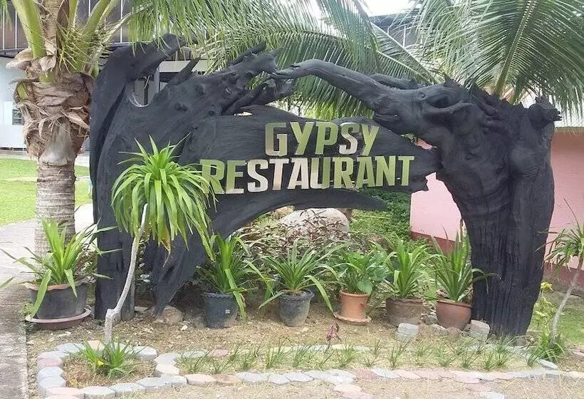 Hotel Gypsy Sea View Resort  Phi Phi Island
