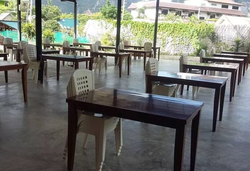 Hotel Gypsy Sea View Resort  Phi Phi Island