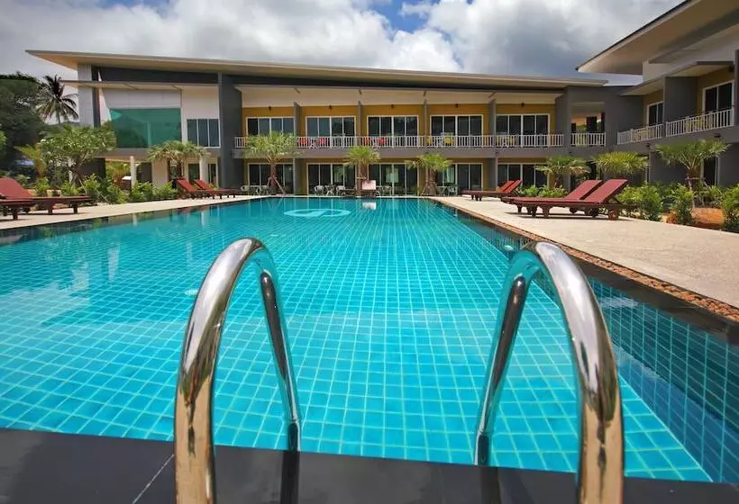 Hotel Gypsy Sea View Resort  Phi Phi Island