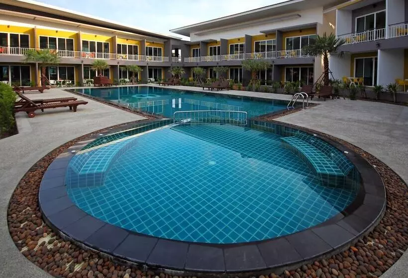 Hotel Gypsy Sea View Resort  Phi Phi Island