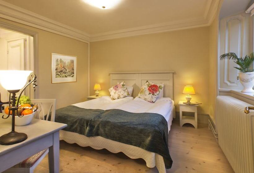 هتل åkeshofs Slott