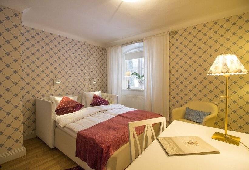 هتل åkeshofs Slott