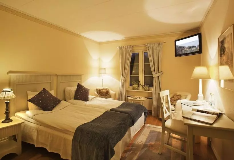 בית מלון כפרי åkeshofs Slott