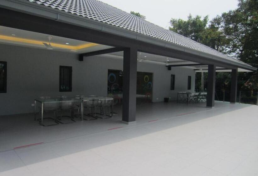 هتل Naam Boutique Lodge