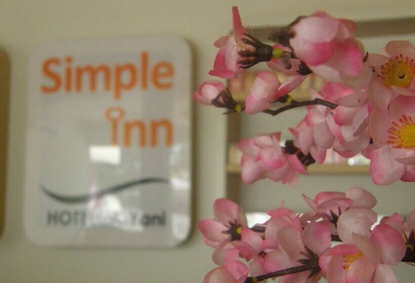 Hotell Simple Inn Solo