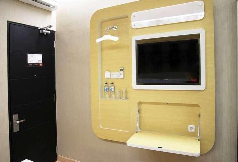 Hotell Simple Inn Solo