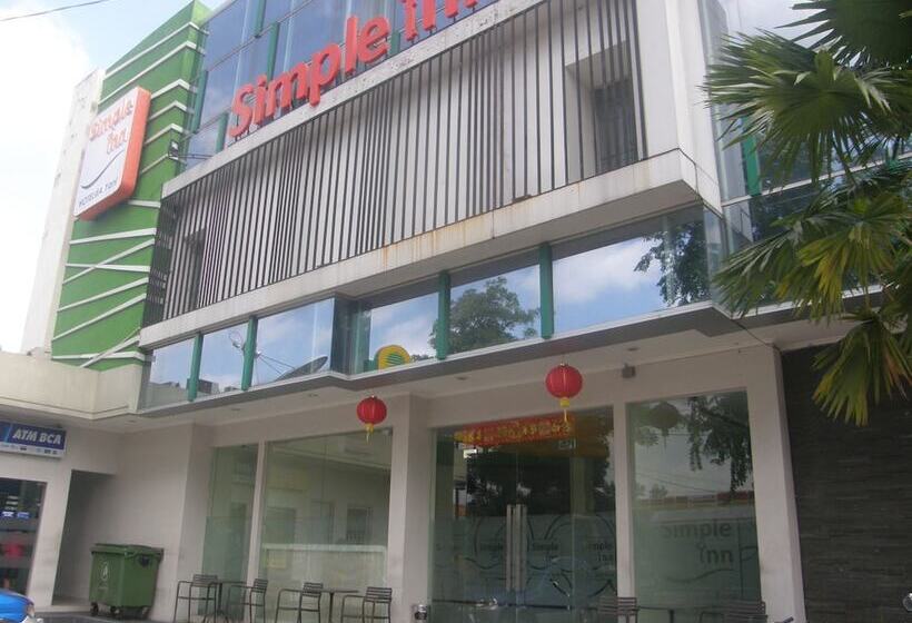 Hotell Simple Inn Solo