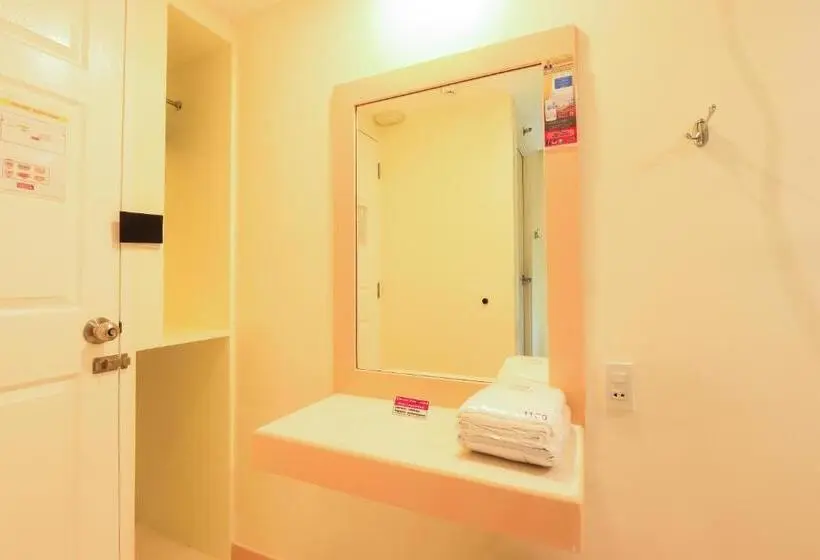ホテル Sogo Alabang Rotonda